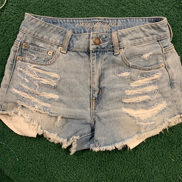 AE distressed shorts - Picture 1 of 6